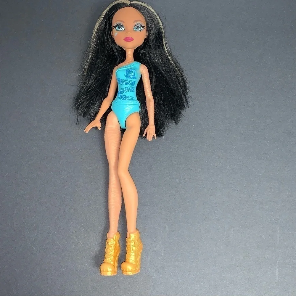 Monster High Cleo de Nile Doll How Do You Boo? Ghoul Spirit 2017 Cheerleader